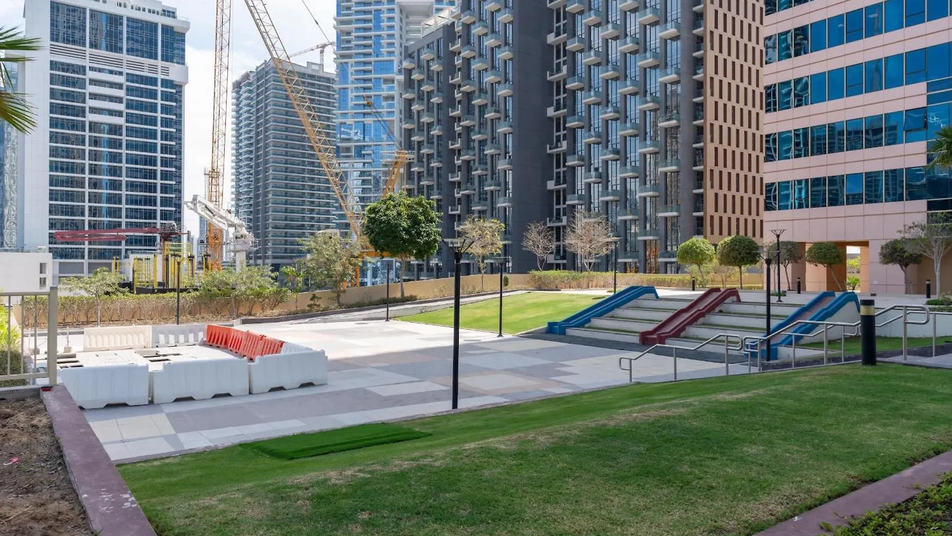 Bnbnova - 1Br - Panoramic Canal & Dubai Skyline View 0*,  United Arab Emirates