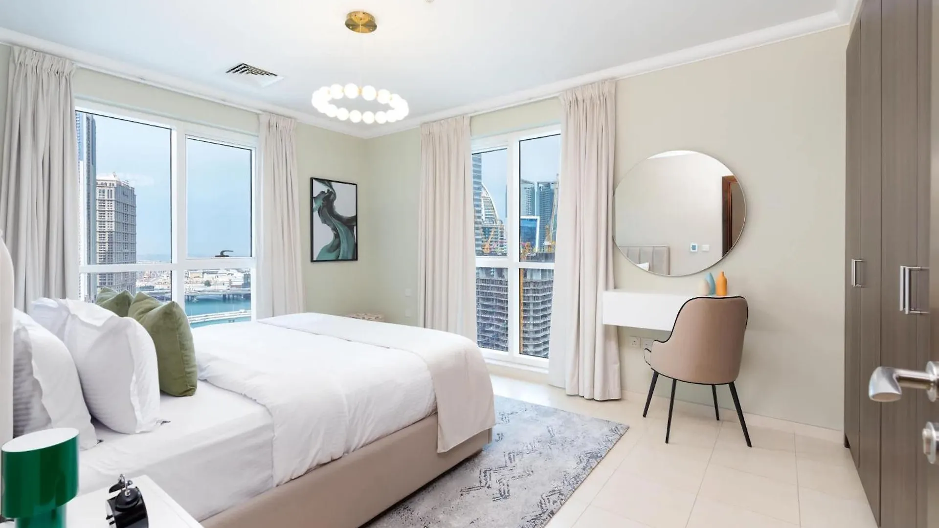 Bnbnova - 1Br - Panoramic Canal & Dubai Skyline View 0*,  United Arab Emirates