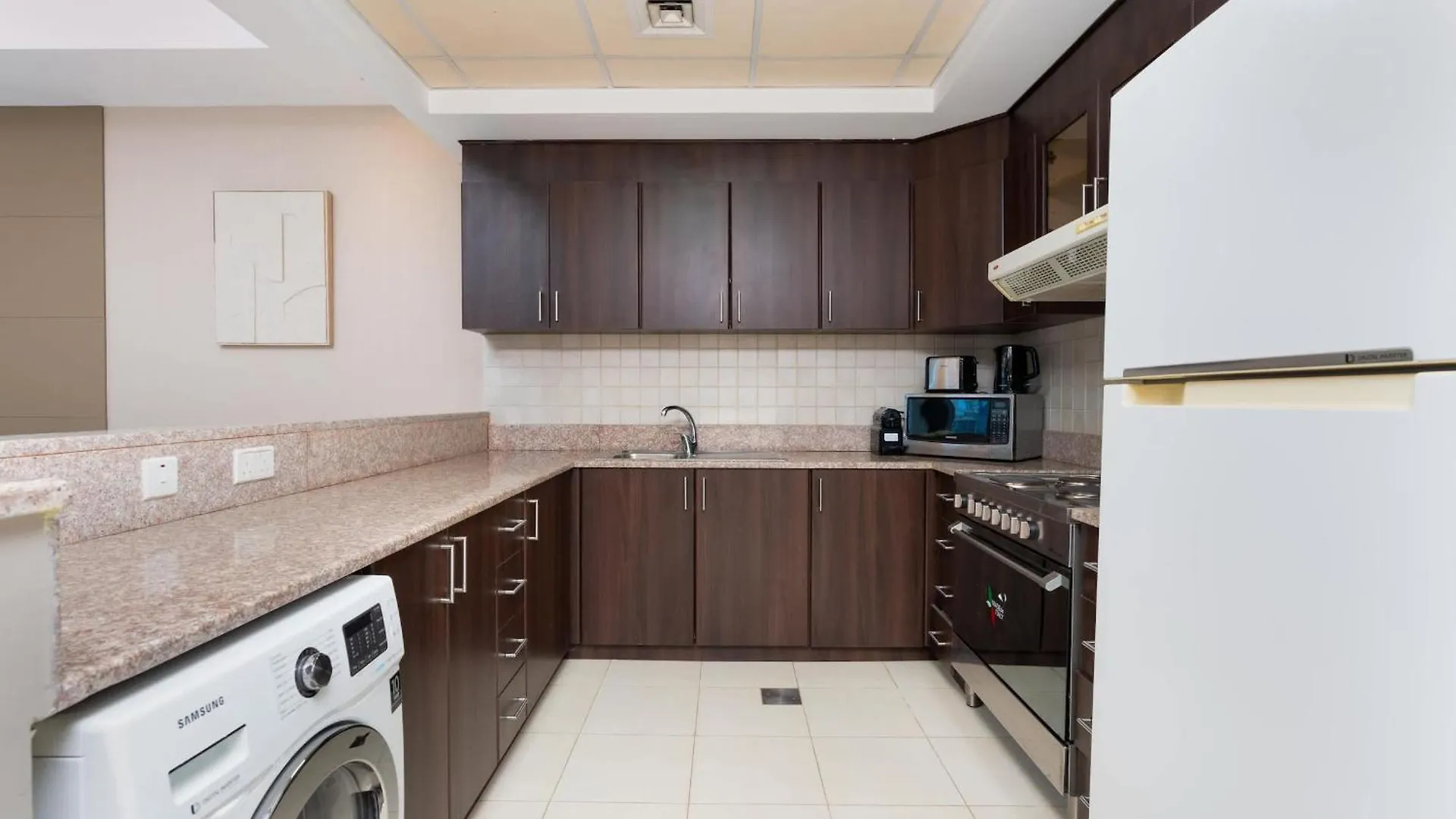 Bnbnova - 1Br - Panoramic Canal & Dubai Skyline View
